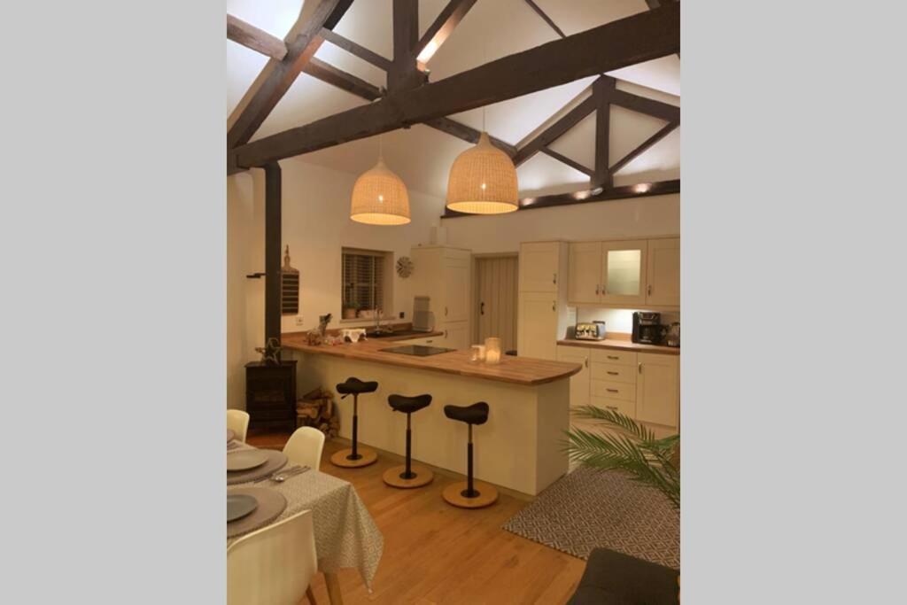Stunning Barn Private Hot Tub Malvern & Worcester Sleeps 6 Exterior foto